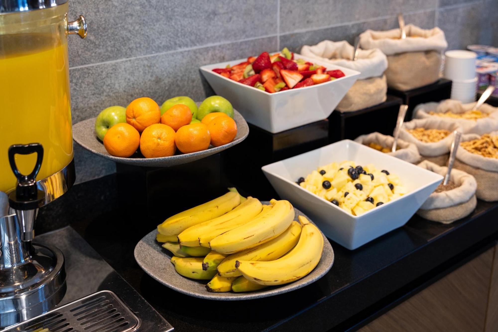 Holiday Inn Express - Concepcion By Ihg Zewnętrze zdjęcie